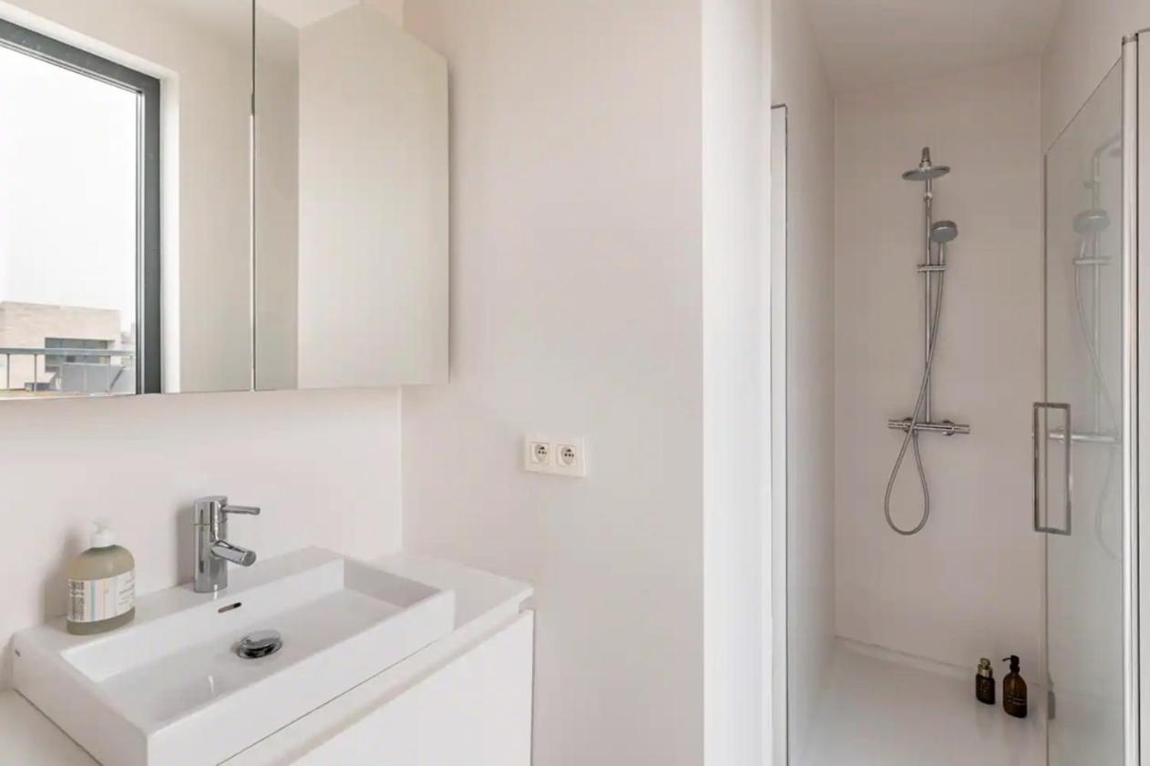 New Apartment With Big Terrace And Great Views! Leuven Luaran gambar